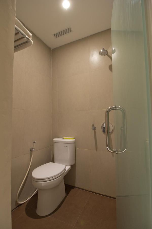 Vinotel Cirebon Exteriör bild