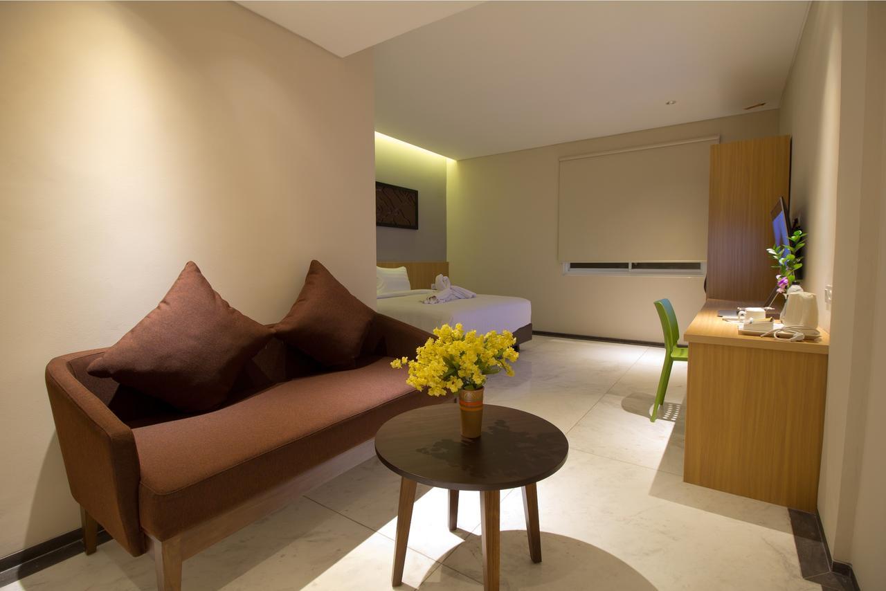 Vinotel Cirebon Exteriör bild