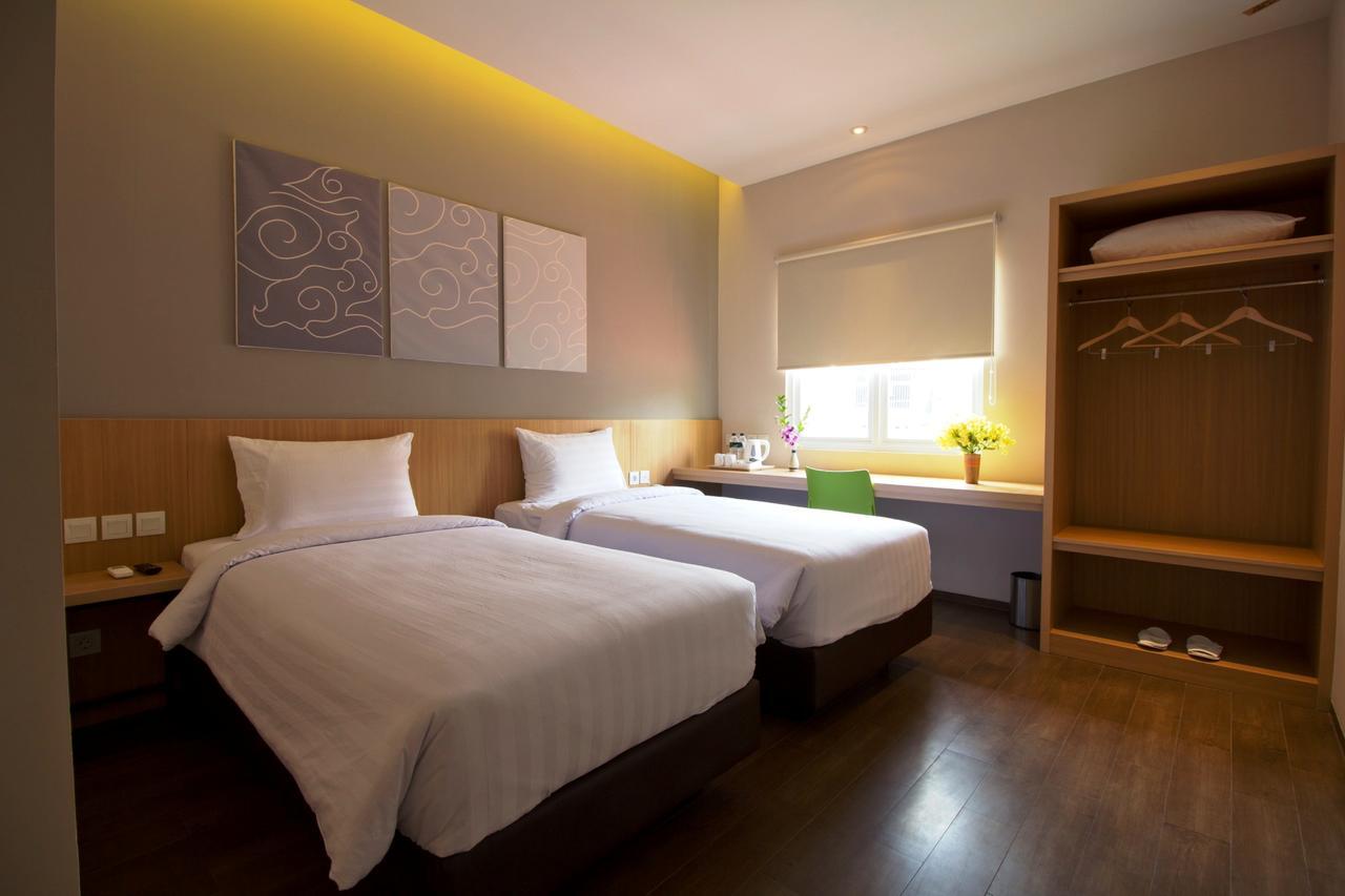 Vinotel Cirebon Exteriör bild